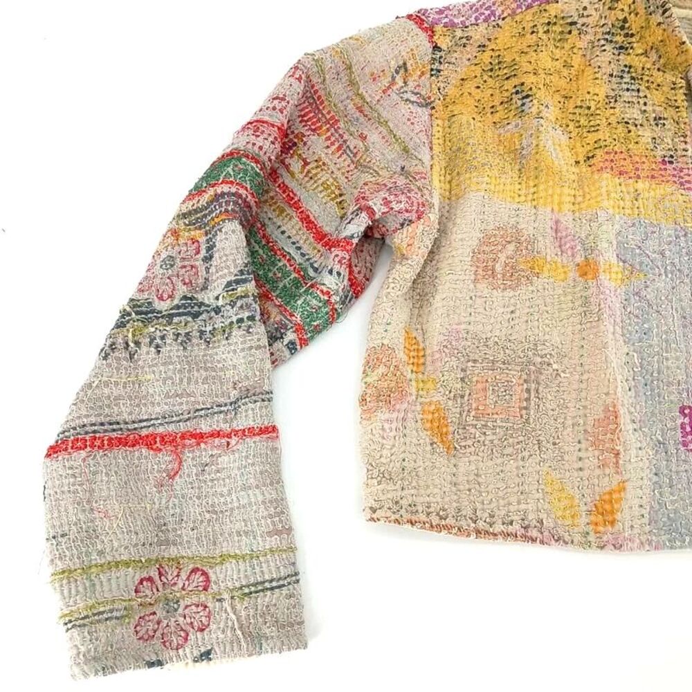 Reversible Kantha Quilted Patchwork Cropped Jacket Handmade Boho Wearable Art - Picture 6 of 14